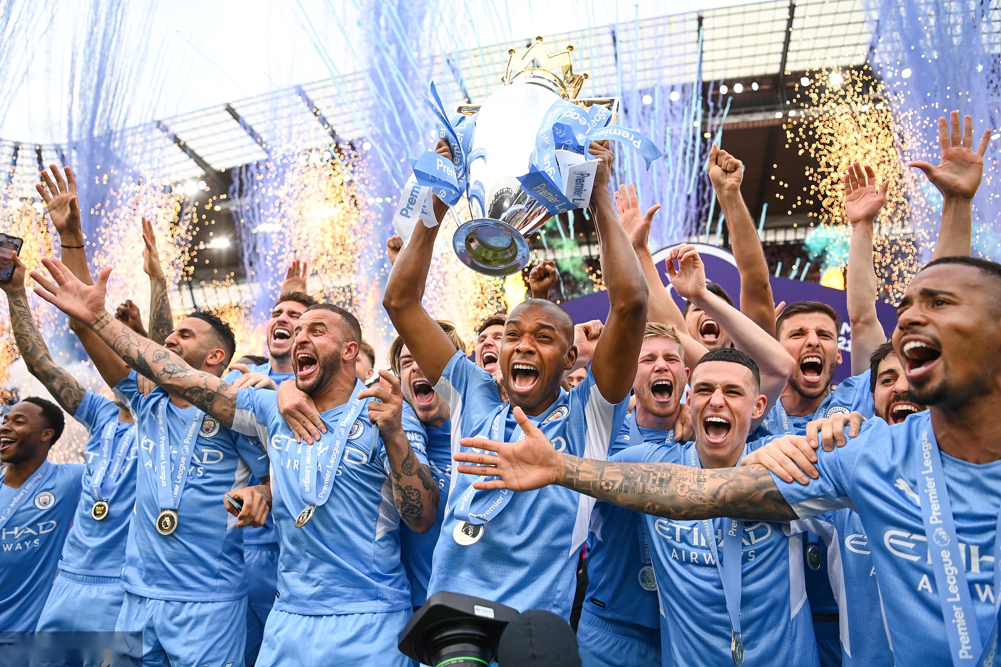 也象征着队 也象征着队