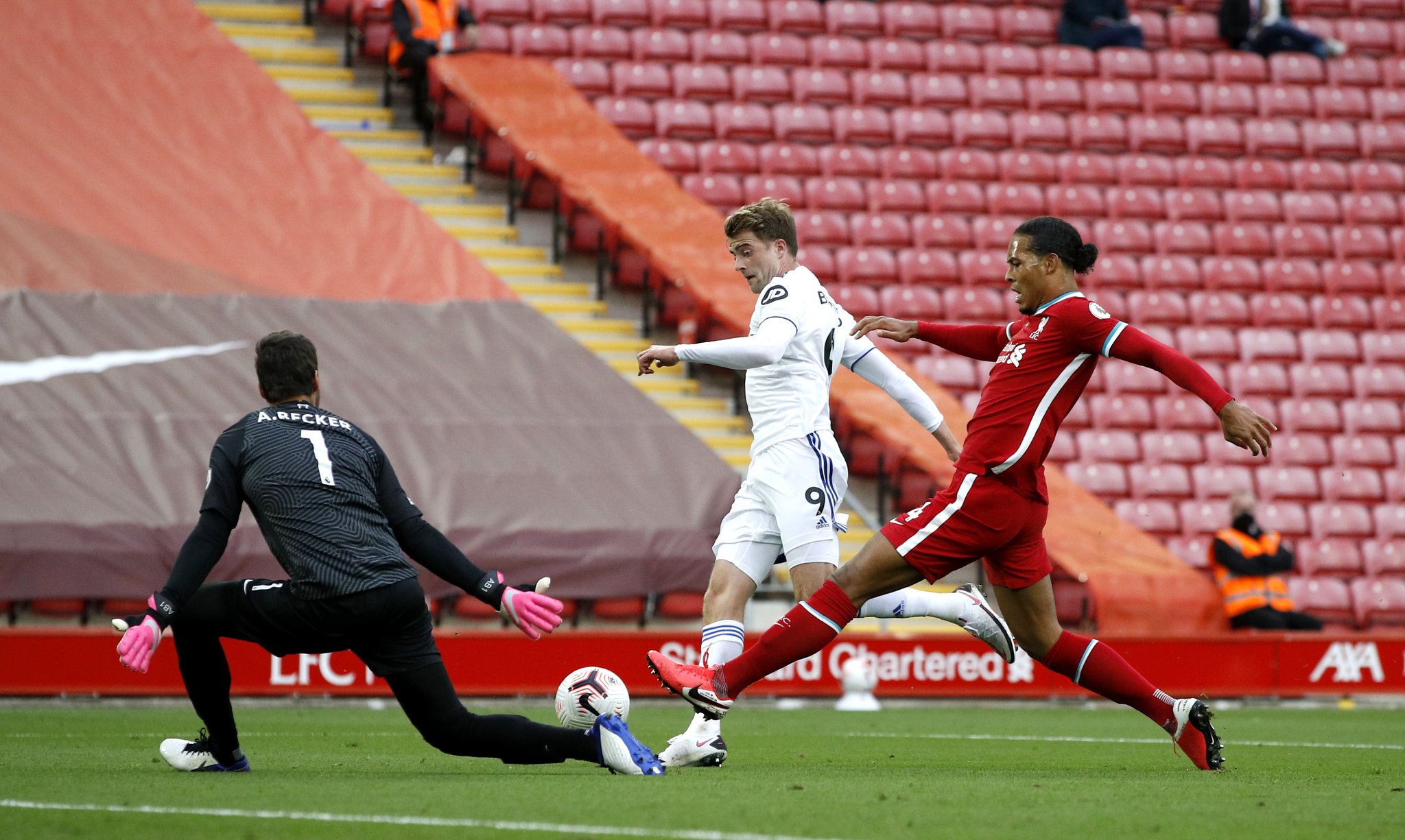 的方式压制 的方式压制